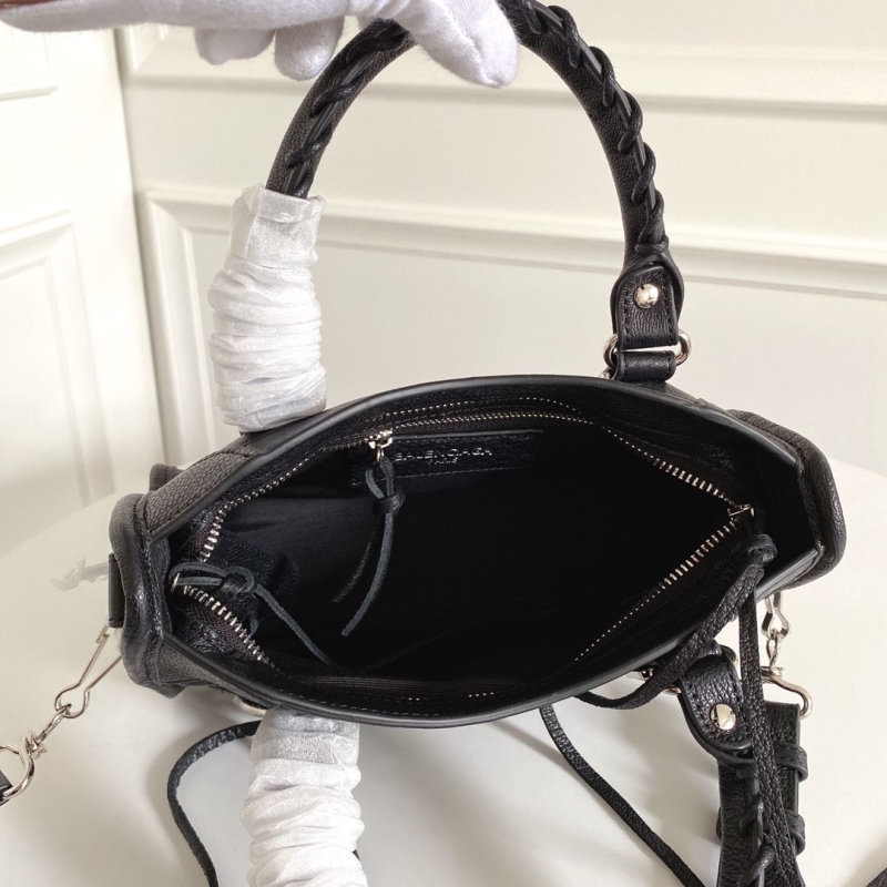 Ba1en*iaga classic city bags